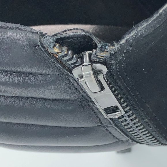 Kenneth Cole | Unlisted Black Boots (size 8M) - Picture 5 of 7